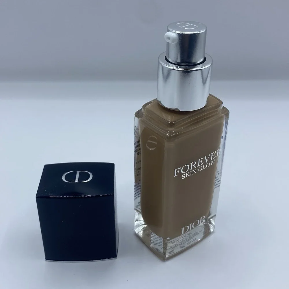 Dior  Forever Skin Glow  24hr Wear Radiant Foundation ~ 3.5N ~1oz Full Size NWOB